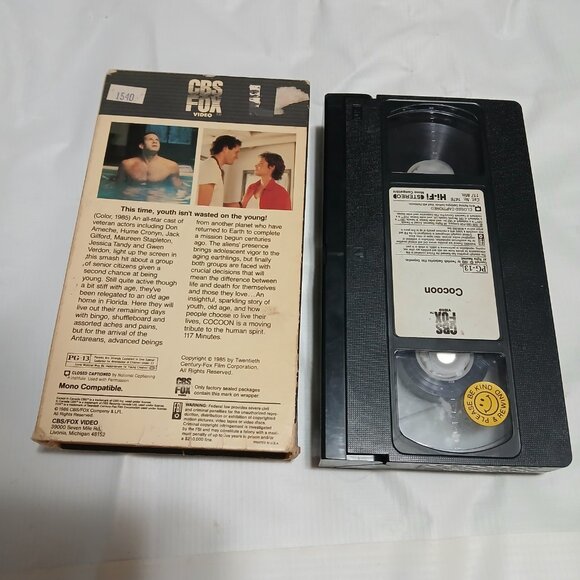 Cocoon VHS Tape 1986 CBS FOX Hi-Fi Original Release Don Ameche - Bundle & Save - Picture 2 of 2